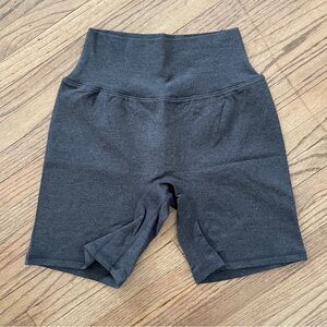 NWOT P’tula Biker Shorts. Size Medium. Blue/Gray